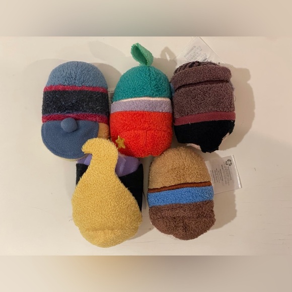 Disney Mini Tsum Ariel Rapunzel Flynn‎ Rider Frozen Kristoff Cassandra Toys - Picture 5 of 5